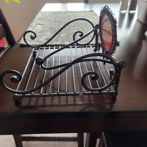 NWOT Wrought Iron Napkin Holder - Picture 2 of 5